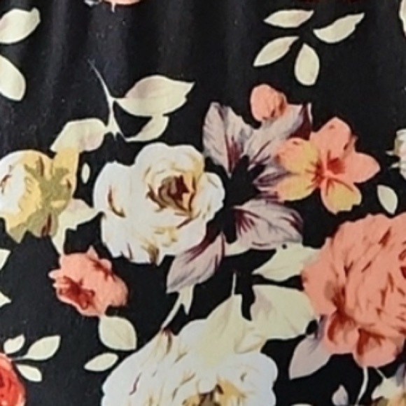 Vibe Sportswear Black Bohemian Floral Jumpsuit 1X - Picture 13 of 13